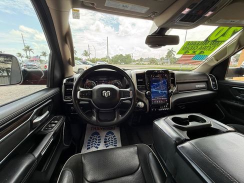 Used 2020 RAM 1500 Laramie AWD/4WD image 12