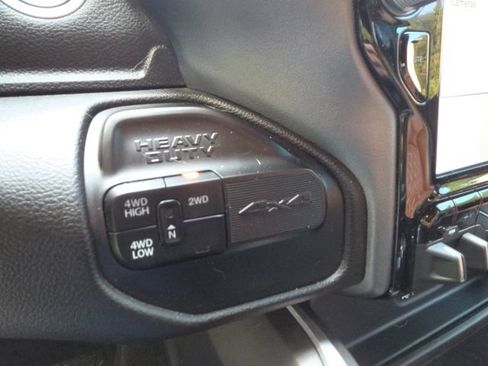 Used 2024 RAM 2500 Big Horn w/ Night Edition AWD/4WD image 22