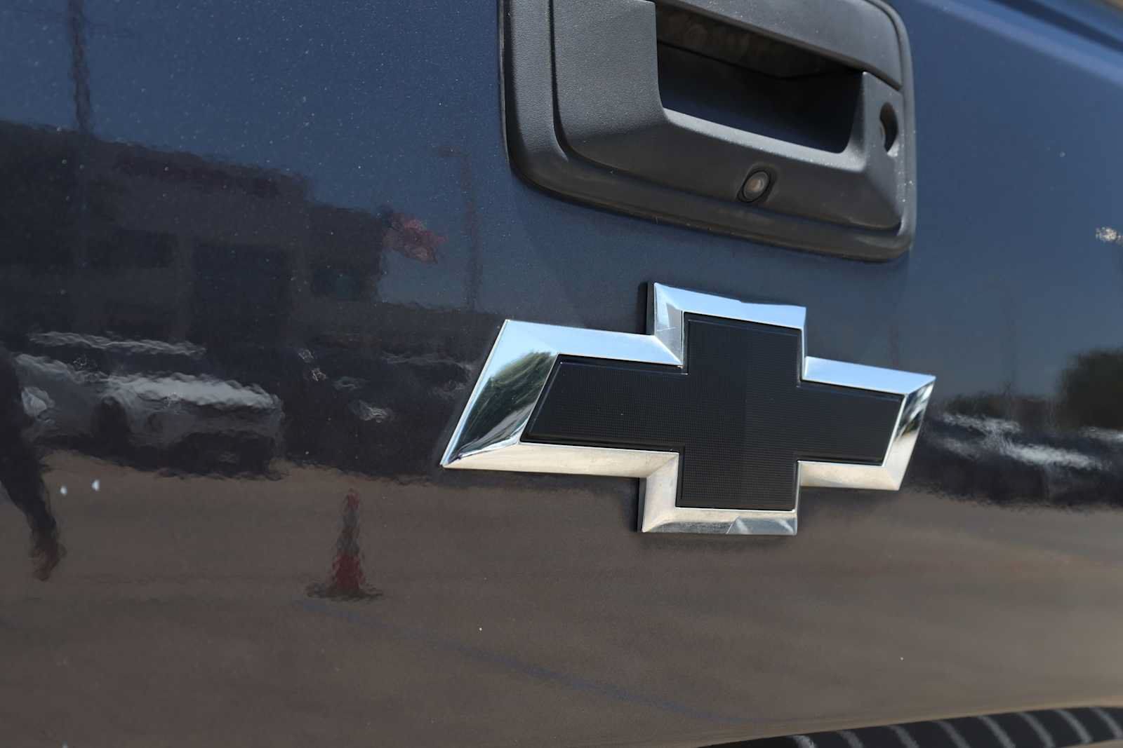Used 2015 Chevrolet Silverado 2500 LTZ w/ Duramax Plus Package AWD/4WD image 54