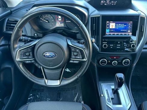 Used 2023 Subaru Crosstrek 2.0i Premium image 16