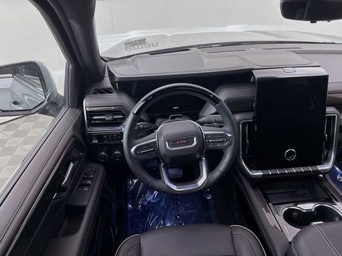 Used 2025 GMC Yukon Elevation w/ Elevation Premium Package image 26