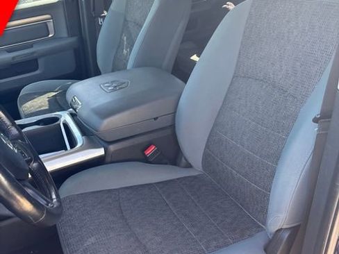 Used 2018 RAM 1500 Big Horn image 12