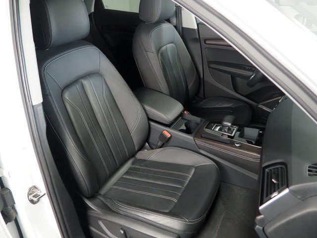 Used 2023 Audi Q5 2.0T Premium Plus w/ S Line w/ Premium Plus Package AWD/4WD image 2