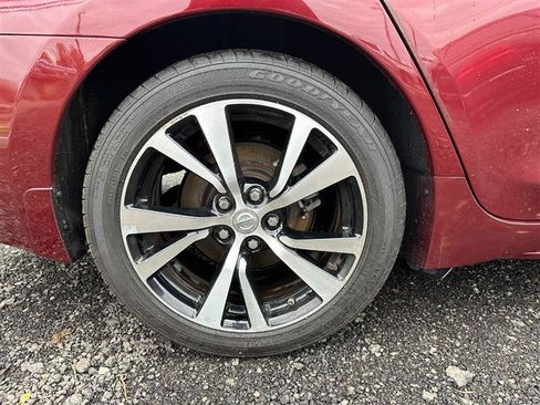 Used 2017 Nissan Maxima 3.5 S FWD image 15