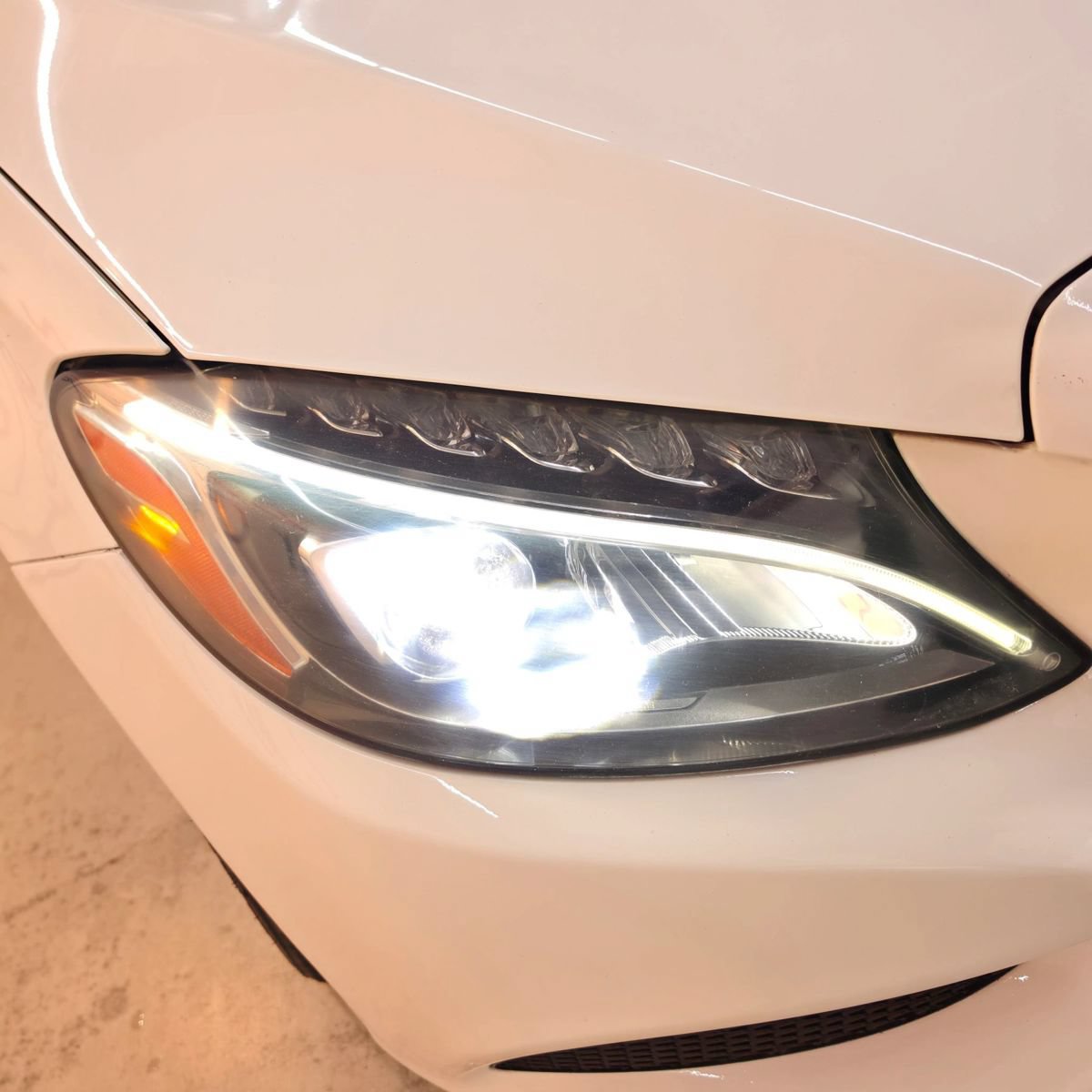 Used 2018 Mercedes-Benz C 300 Cabriolet image 25
