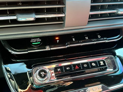 Used 2024 Lincoln Corsair Grand Touring w/ Equipment Group 301A image 15