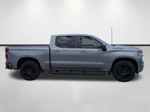 Used 2023 Chevrolet Silverado 1500 RST w/ Convenience Package II AWD/4WD image 3