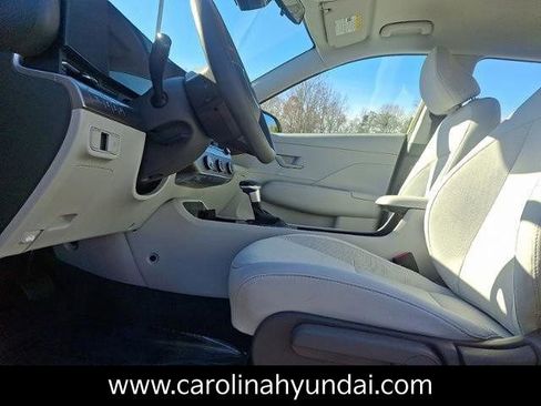 New 2026 Hyundai Kona SE image 7