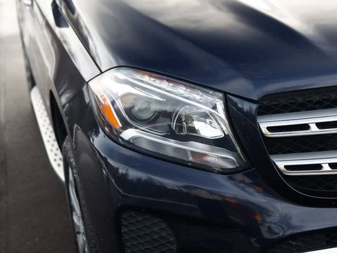 Used 2018 Mercedes-Benz GLS 450 4MATIC image 32