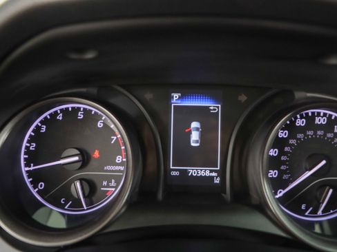 Used 2022 Toyota Camry SE FWD image 15