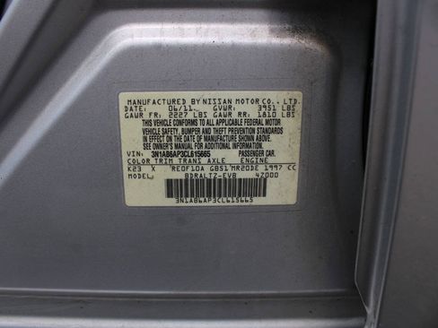 Used 2012 Nissan Sentra 2.0 SR FWD image 39