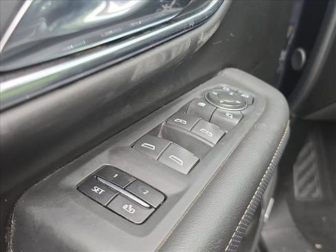 Used 2023 Chevrolet Tahoe Premier w/ Advanced Technology Package image 8