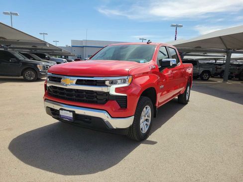 New 2026 Chevrolet Silverado 1500 LT w/ Z71 Off-Road Package AWD/4WD image 4