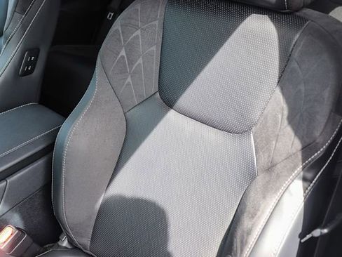 New 2026 Lexus RX 450h AWD image 33
