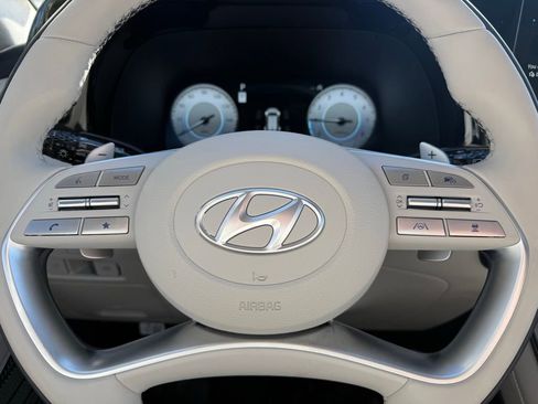 Used 2025 Hyundai Palisade Calligraphy image 13