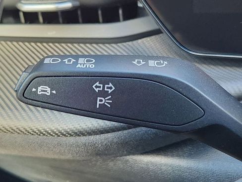 New 2025 Audi SQ5 Prestige image 19