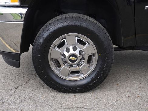 Used 2014 Chevrolet Silverado 2500 W/T w/ Snow Plow Prep Package AWD/4WD image 10