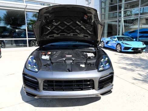 Used 2023 Porsche Cayenne GTS AWD/4WD image 66