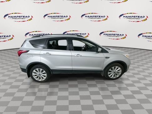 Used 2019 Ford Escape SEL AWD/4WD image 9