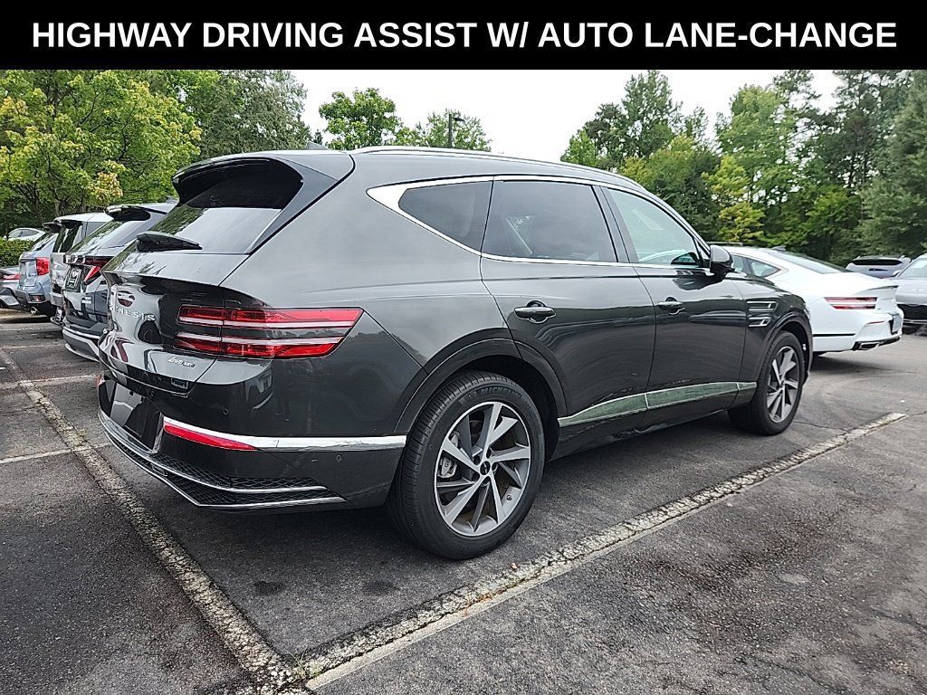 Used 2025 Genesis GV80 3.5T Advanced AWD/4WD image 2