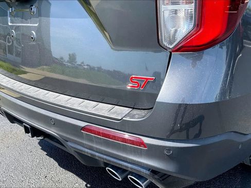 Used 2020 Ford Explorer ST w/ ST Street Pack AWD/4WD image 4