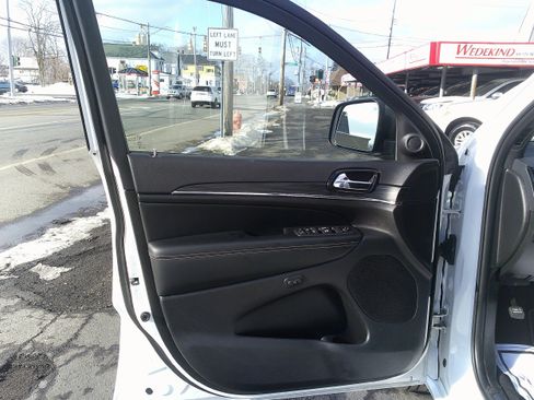 Used 2021 Jeep Grand Cherokee Limited w/ Quick Order Package 28K 80th image 18