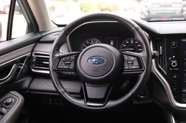 Used 2025 Subaru Outback Onyx Edition AWD/4WD image 25