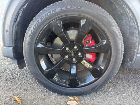 Used 2022 Ford Explorer ST w/ Equipment Group 401A RWD image 7