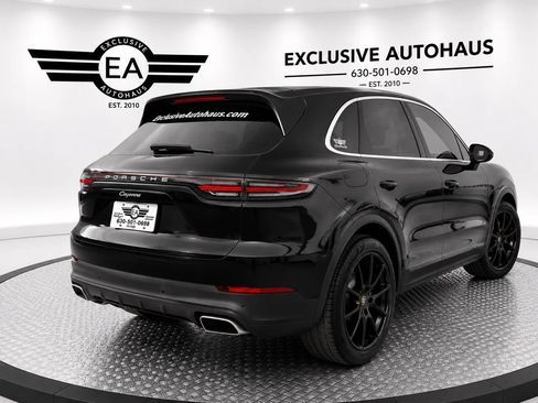 Used 2019 Porsche Cayenne AWD/4WD image 3