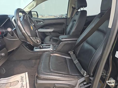 Used 2019 Chevrolet Colorado ZR2 w/ ZR2 Midnight Special Edition AWD/4WD image 12