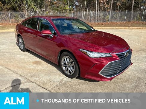 Used 2022 Toyota Avalon XLE image 4