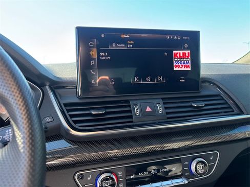 Used 2022 Audi SQ5 Prestige w/ Prestige Package image 21