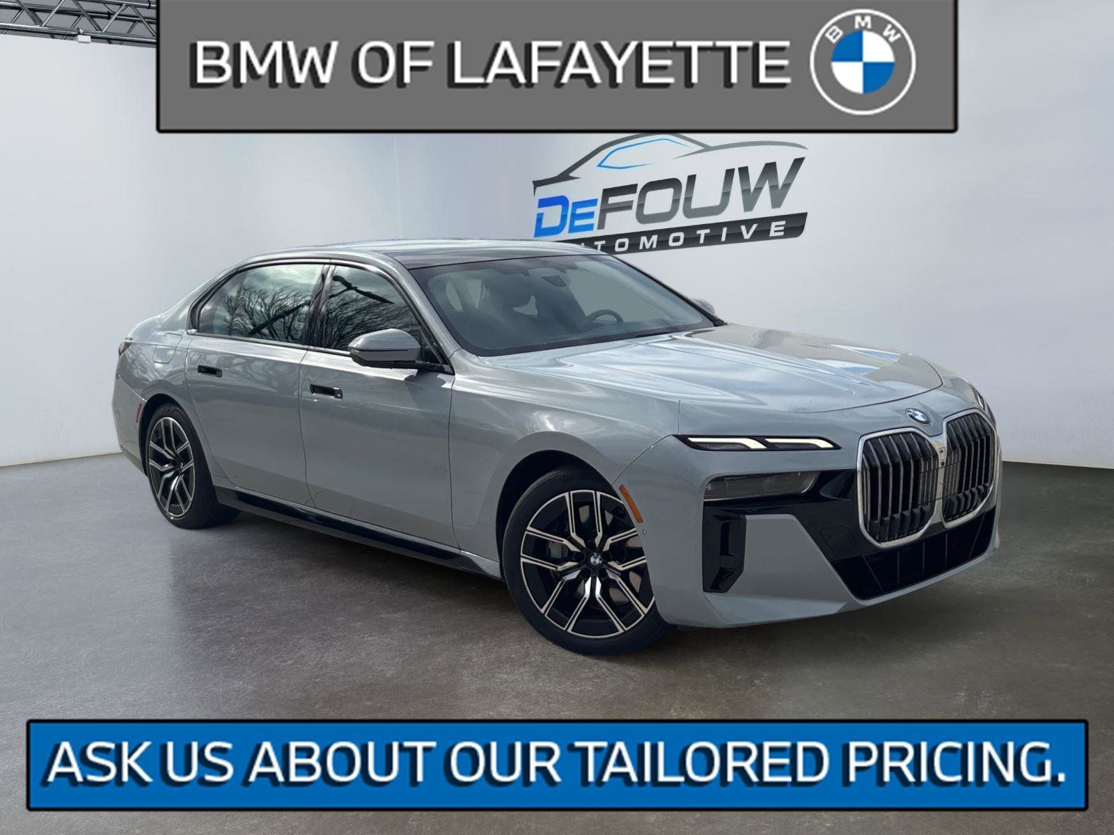 Used 2023 BMW 760i xDrive AWD/4WD image 1