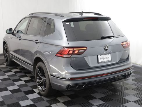 Certified 2023 Volkswagen Tiguan SE R-Line AWD/4WD image 15