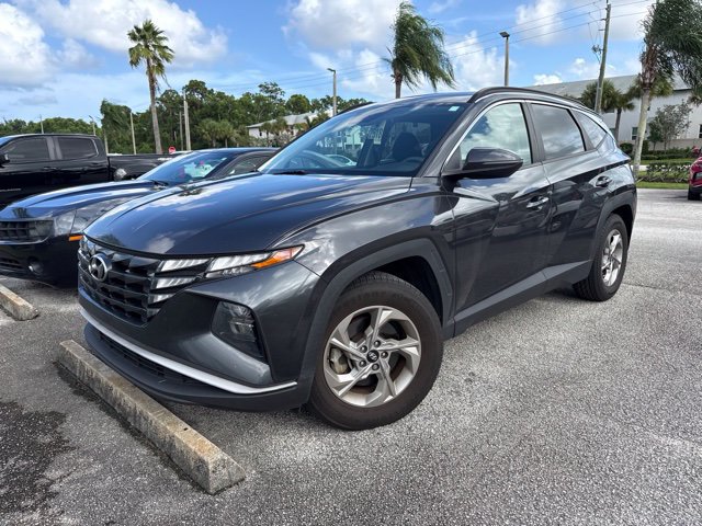 Used 2022 Hyundai Tucson SEL w/ Cargo Package FWD image 2