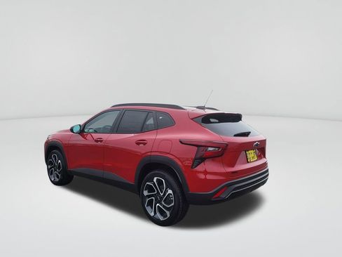 New 2026 Chevrolet Trax RS w/ Driver Confidence Package image 3