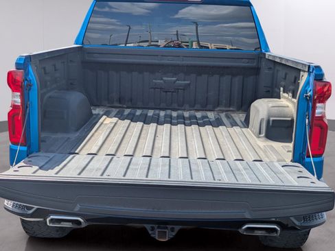 Used 2022 Chevrolet Silverado 1500 LT Trail Boss w/ Protection Package image 9