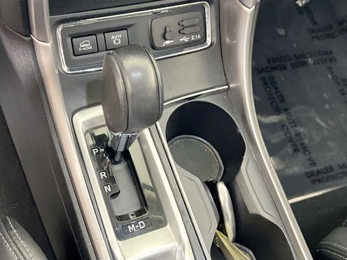 Used 2022 Subaru Ascent Limited w/ Technology Package image 17