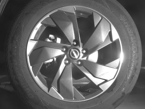 Used 2025 Nissan Rogue SV AWD/4WD image 12