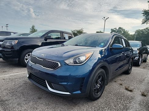 Used 2017 Kia Niro LX FWD image 1