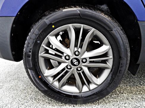 Used 2015 Hyundai Tucson SE image 20