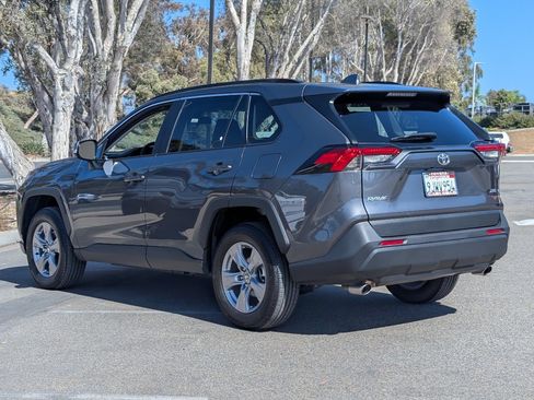 Used 2024 Toyota RAV4 XLE FWD image 12