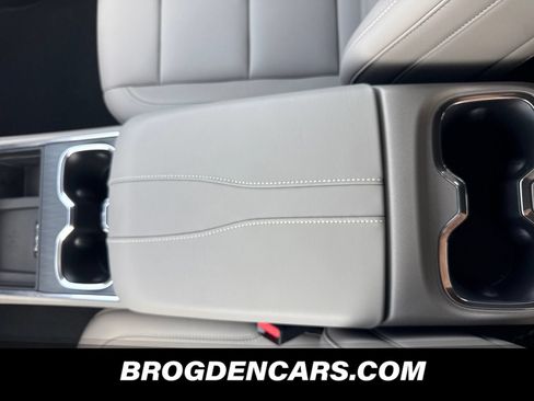 New 2026 GMC Acadia Elevation w/ Black Edition FWD image 10