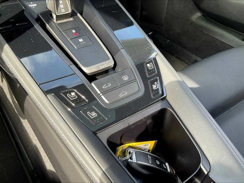 Used 2024 Porsche 911 Carrera 4S image 36