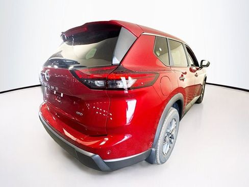 New 2026 Nissan Rogue S image 5