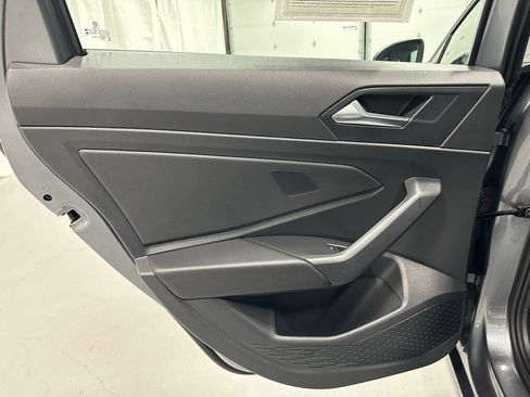 Used 2025 Volkswagen Jetta S image 37