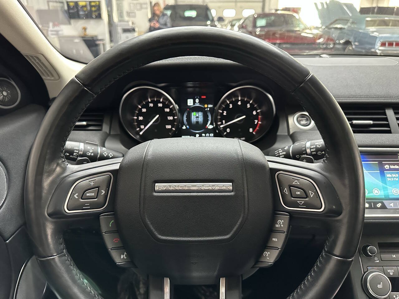 Used 2019 Land Rover Range Rover Evoque HSE AWD/4WD image 20