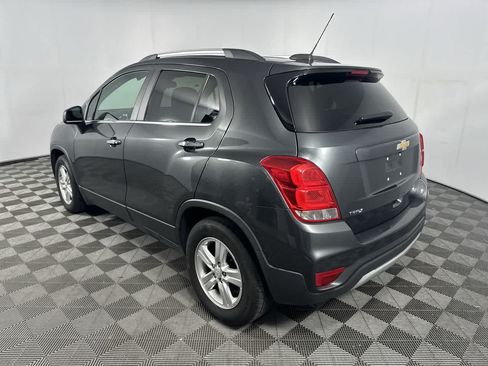 Used 2020 Chevrolet Trax LT w/ LT Convenience Package FWD image 6
