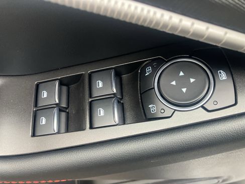 Used 2025 Ford Explorer ST-Line image 20