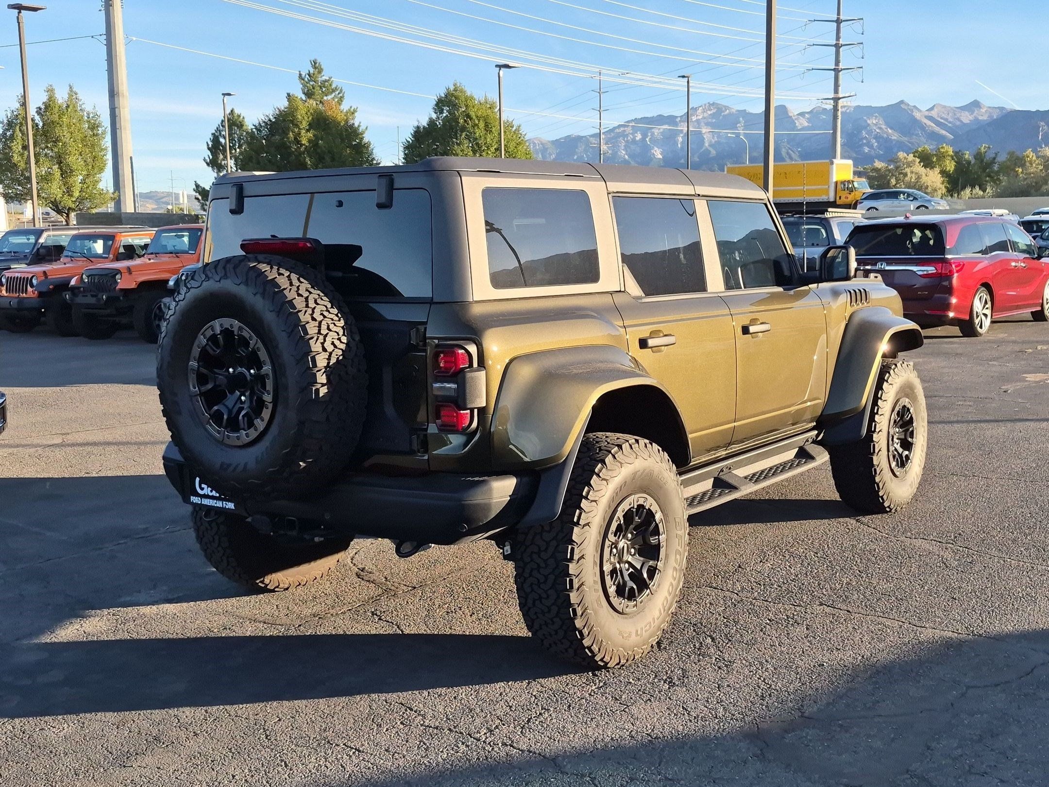 Used 2024 Ford Bronco Raptor AWD/4WD image 3